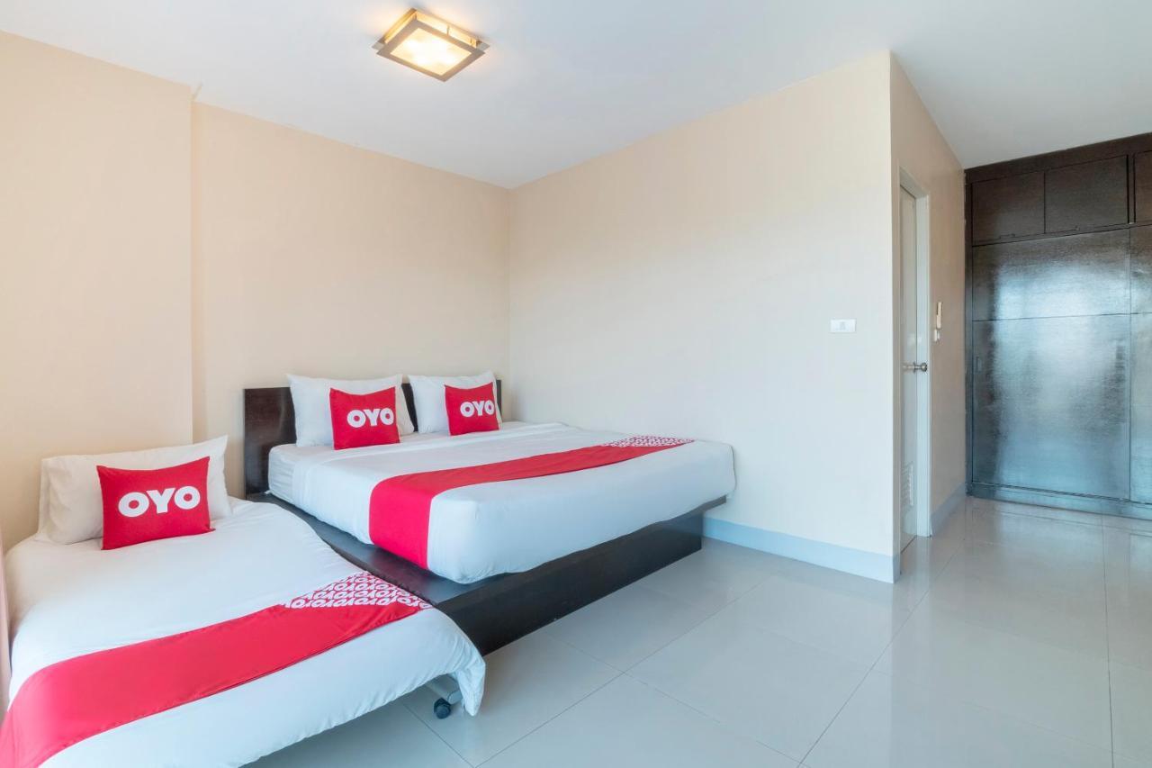 Oyo 829 Royal Thai Residence Pantai Jomtien Bagian luar foto