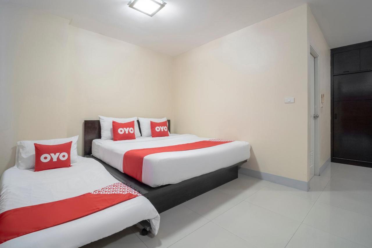 Oyo 829 Royal Thai Residence Pantai Jomtien Bagian luar foto