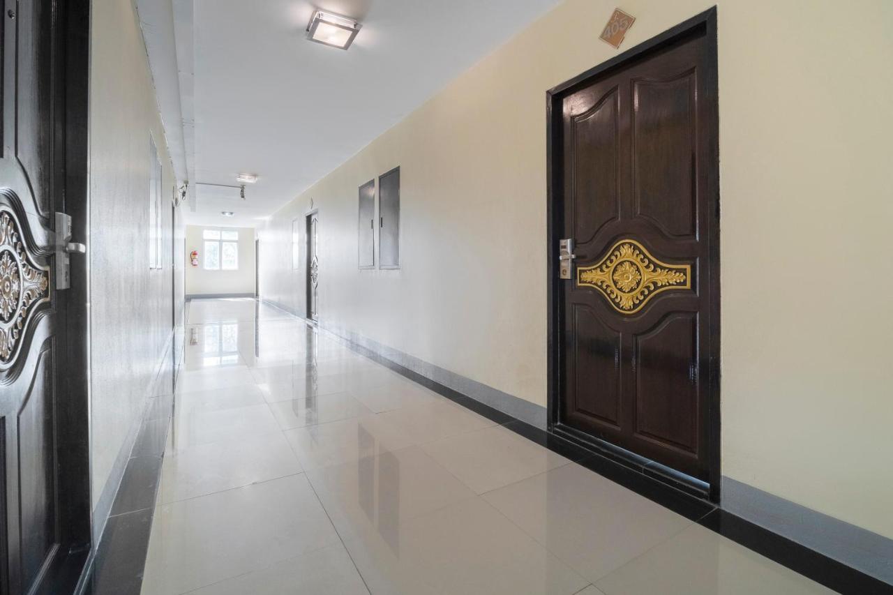Oyo 829 Royal Thai Residence Pantai Jomtien Bagian luar foto