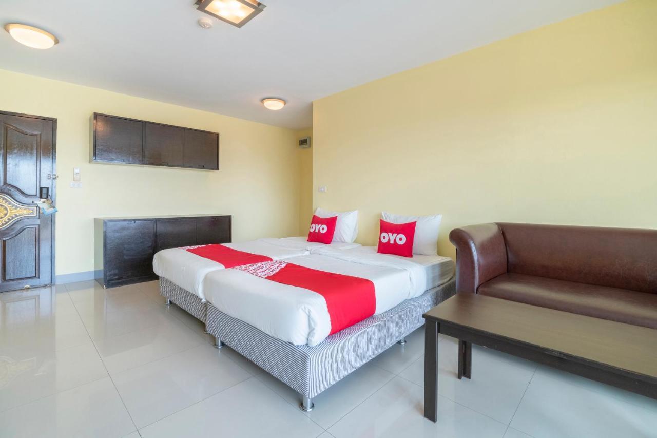 Oyo 829 Royal Thai Residence Pantai Jomtien Bagian luar foto