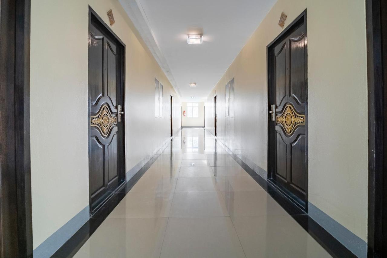 Oyo 829 Royal Thai Residence Pantai Jomtien Bagian luar foto